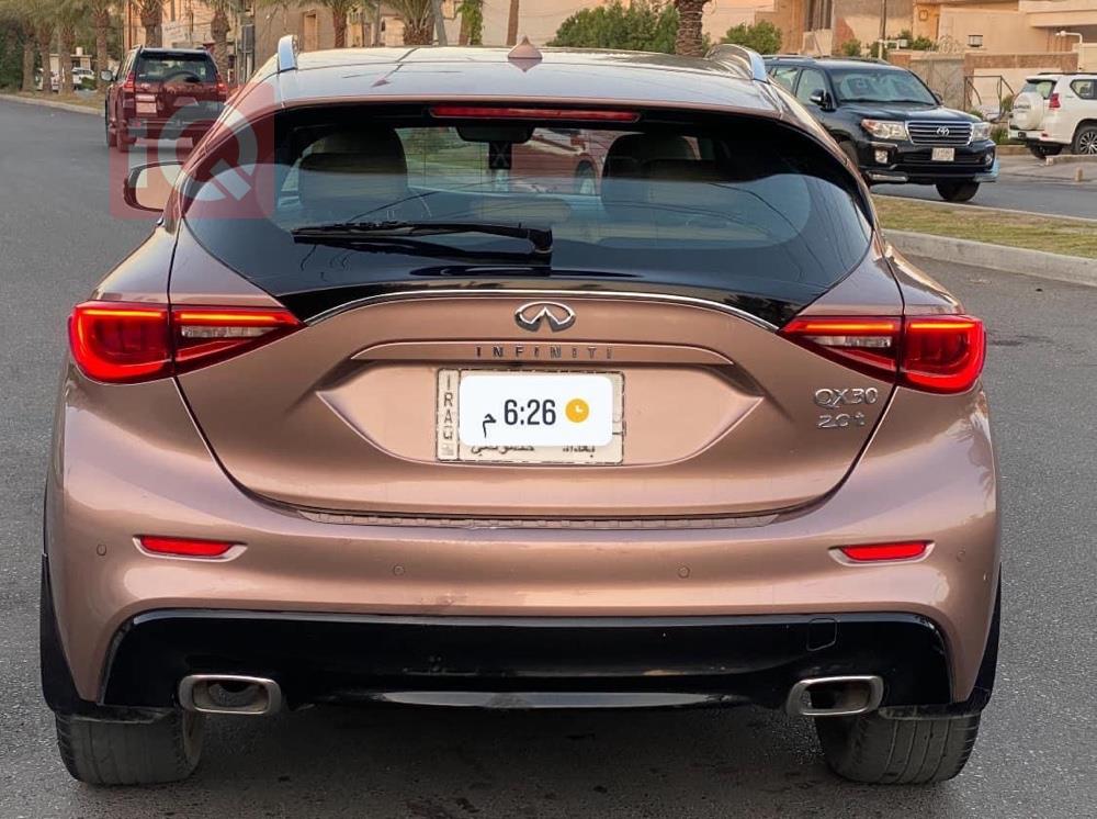 انفنتي QX30